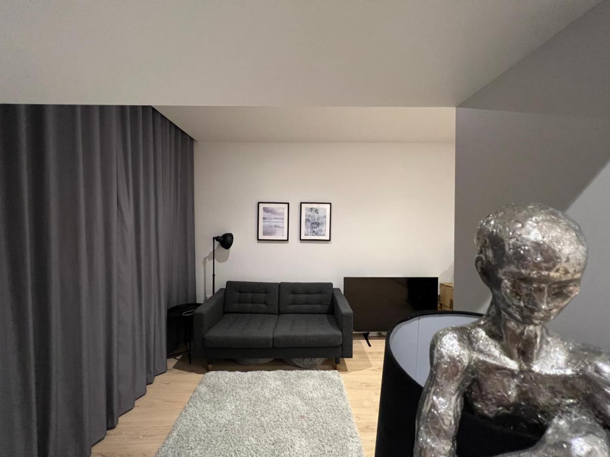 London Heathrow Airport Apartment Voyager House Terminal 12345 - Ev Electric And Parking Available Hillingdon Eksteriør billede