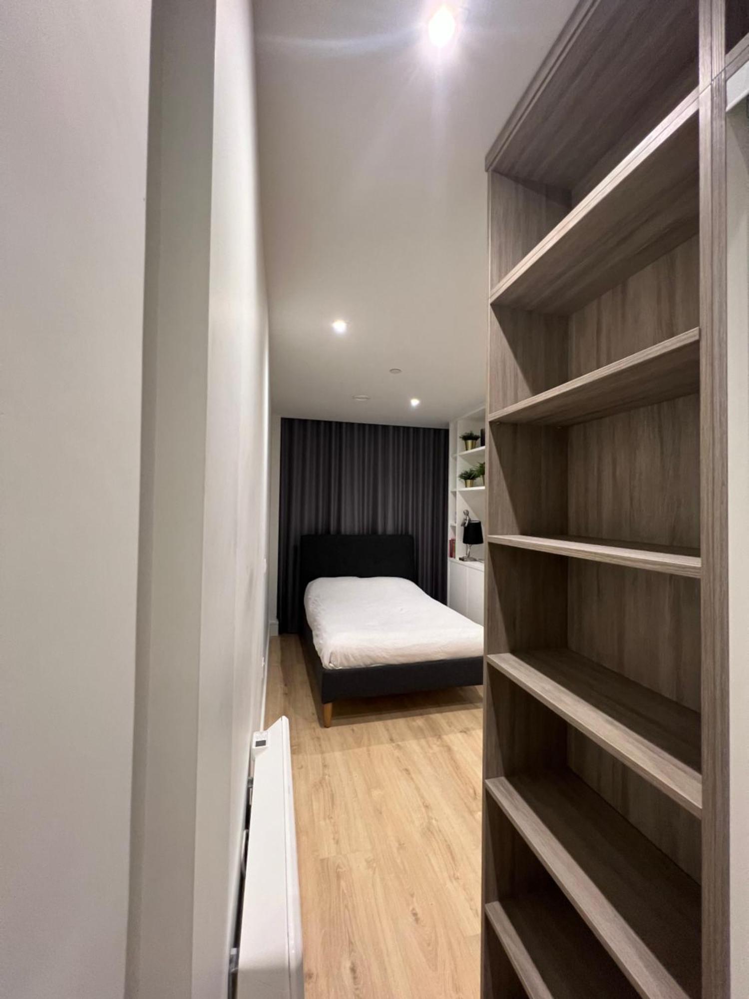 London Heathrow Airport Apartment Voyager House Terminal 12345 - Ev Electric And Parking Available Hillingdon Eksteriør billede