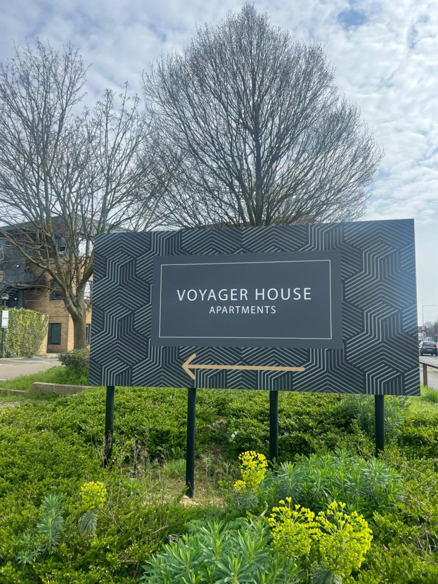 London Heathrow Airport Apartment Voyager House Terminal 12345 - Ev Electric And Parking Available Hillingdon Eksteriør billede